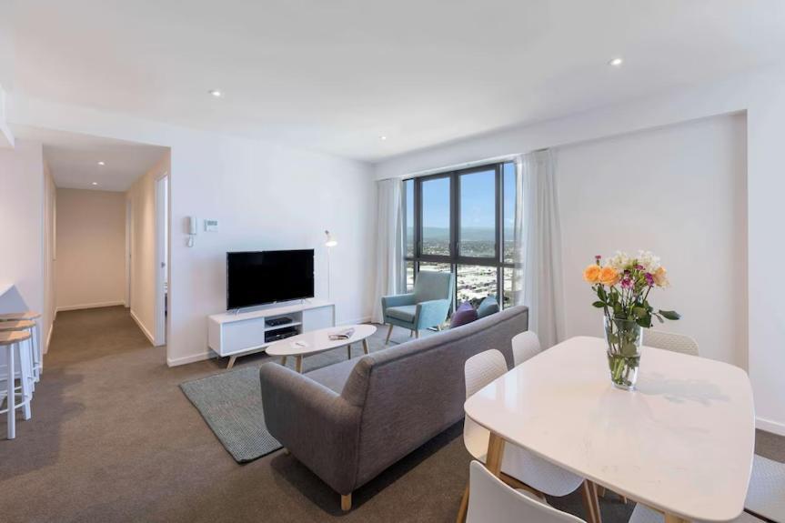 Beach Residences 2-Br River View Gold Coast Ngoại thất bức ảnh