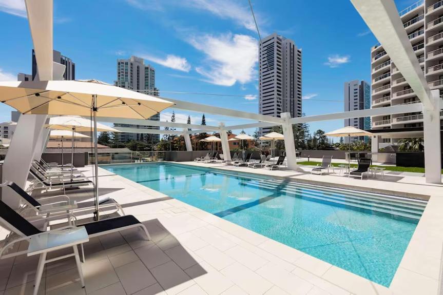 Beach Residences 2-Br River View Gold Coast Ngoại thất bức ảnh